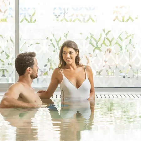 Js Yate Кан Пикафорт