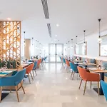 Js Yate Hotel 4*